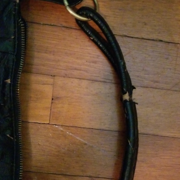 *Free with bundle of 3...Preloved Shoulder Bag - Picture 2 of 8